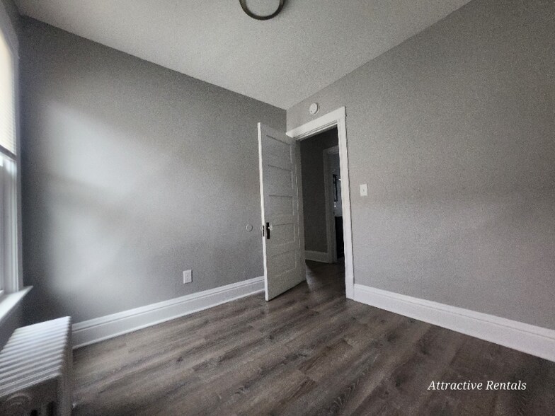 Building Photo - 1316 Otto Blvd