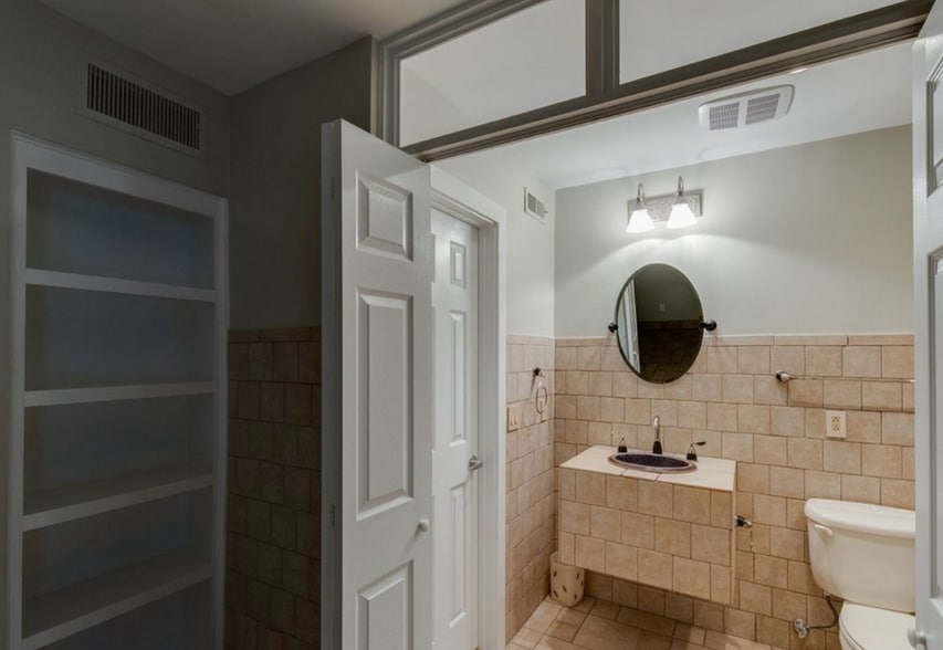 Building Photo - 315 Settlers Ln