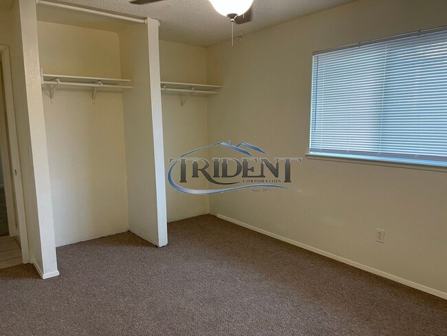 Building Photo - 4400 Martel Dr