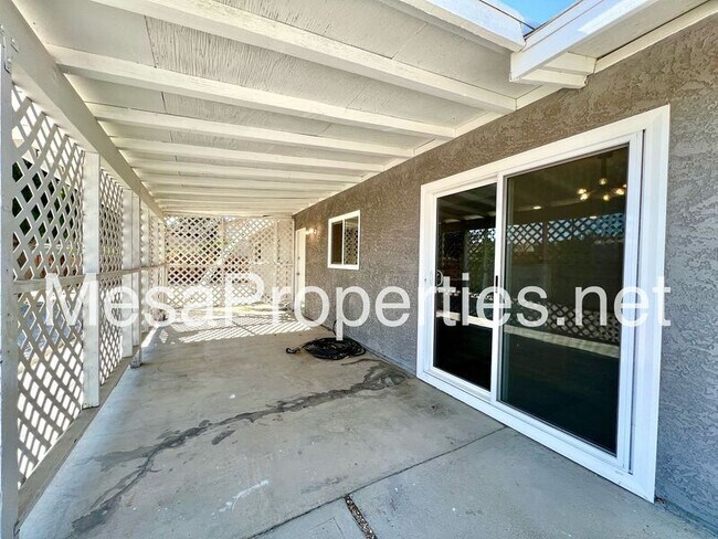 Building Photo - 17945 Sequoia St