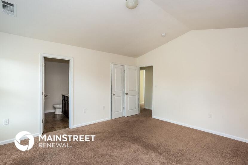 Building Photo - 5414 Graypark Dr