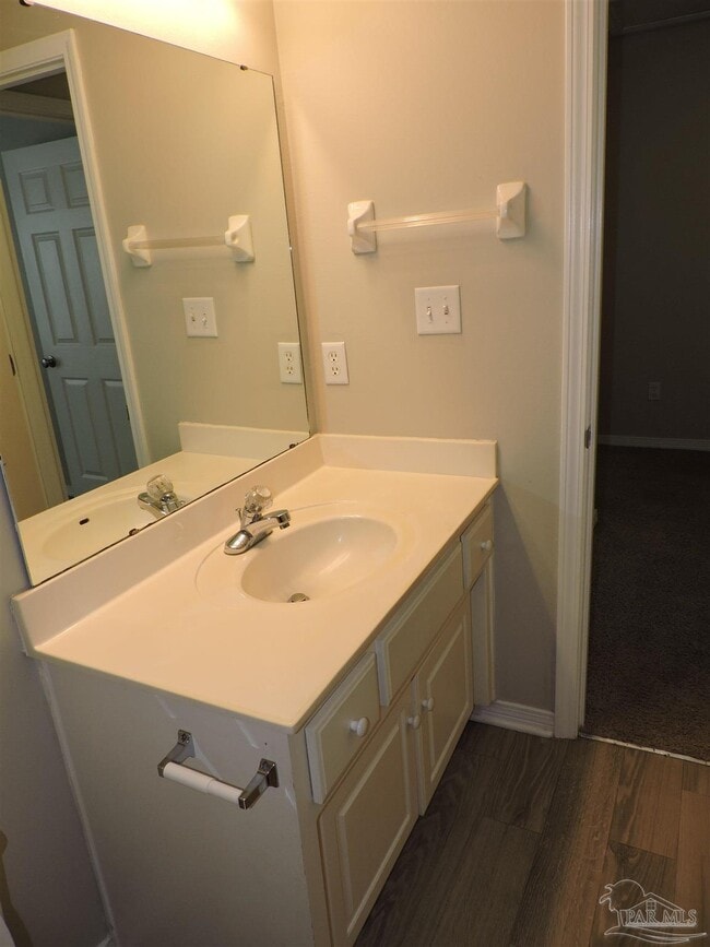 Building Photo - 6423 Lake Charlene Ln