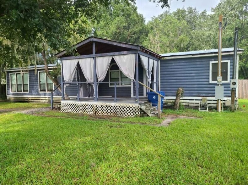 Primary Photo - 6532 Mangrove Dr