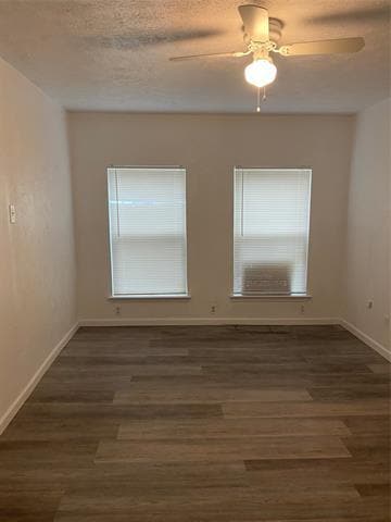 Building Photo - 1617 Meadowbrook Dr