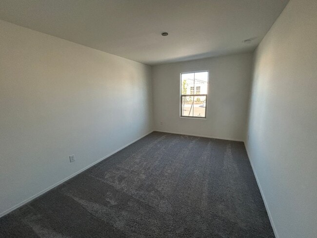 Building Photo - 24367 W Jessica Ln