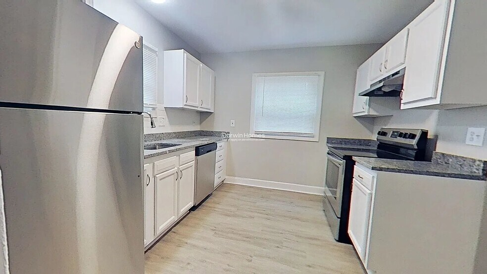 Building Photo - 49 Jackson St