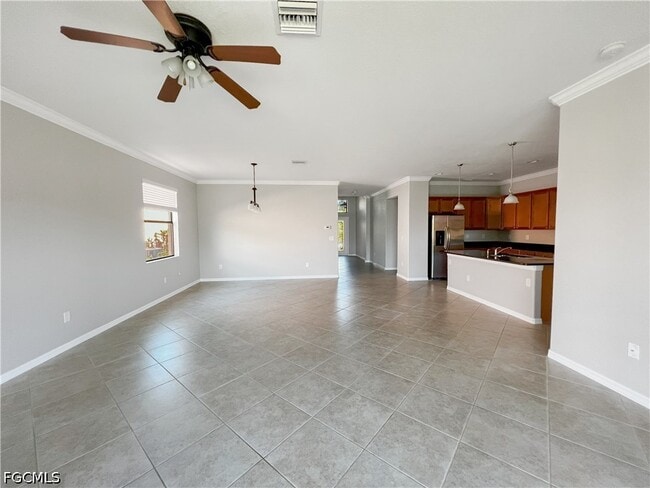 Building Photo - 9332 Via San Giovani St