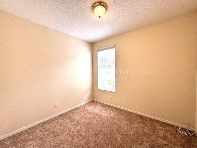 Building Photo - 10118 Shortwood Ln