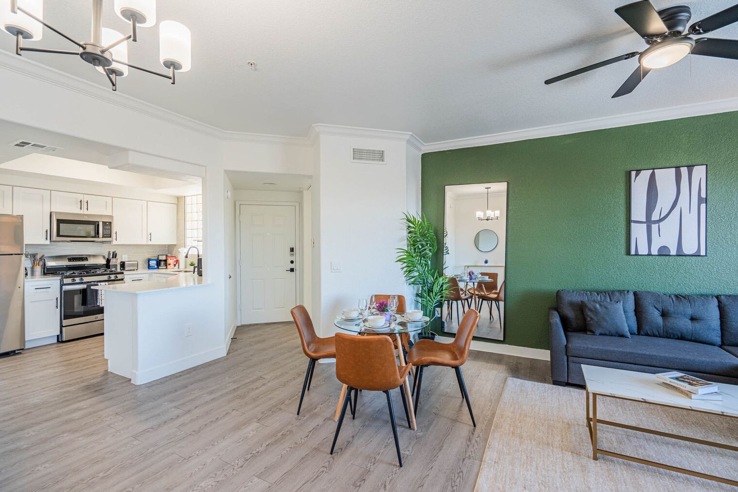 Building Photo - 2155 S 55th St