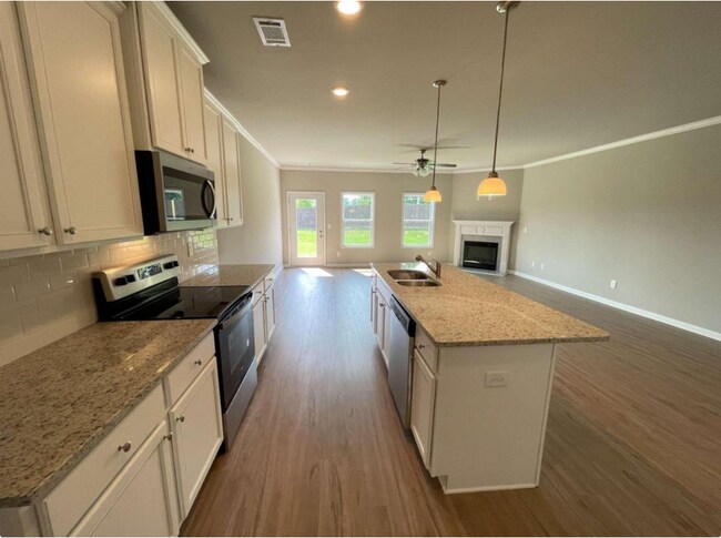 Building Photo - 5136 Fox Den Rd