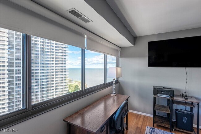 Building Photo - 12550 Lake Ave