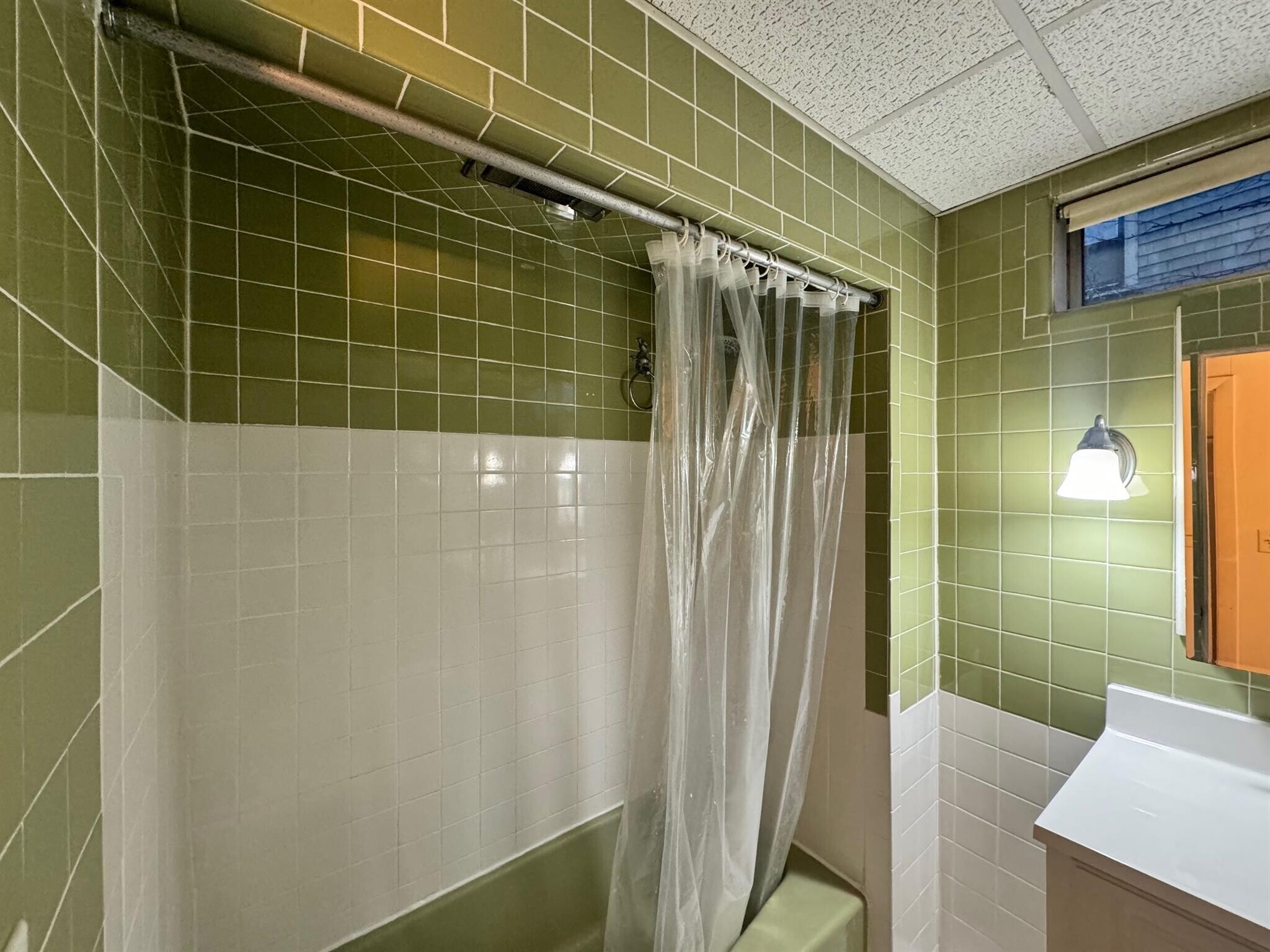 Building Photo - 95 Kidder Ave