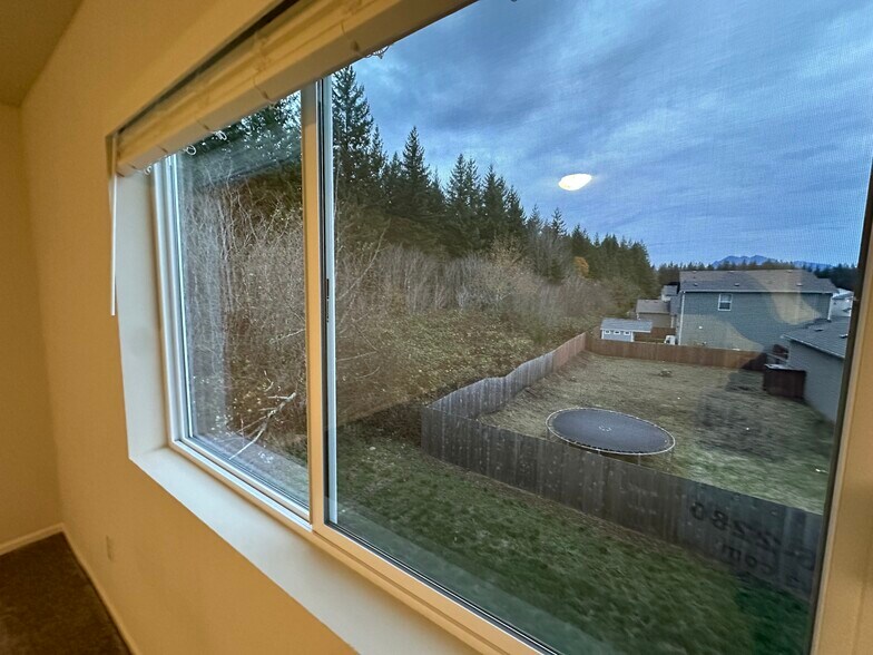 Building Photo - 11919 313th Ave SE