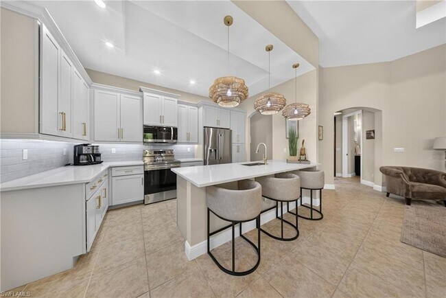Building Photo - 7890 Allende Ln