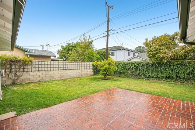 Building Photo - 6232 Albion Dr