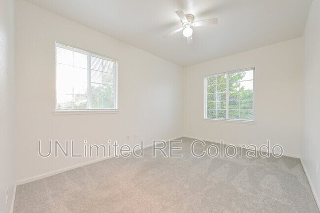 Building Photo - 15700 E Jamison Dr