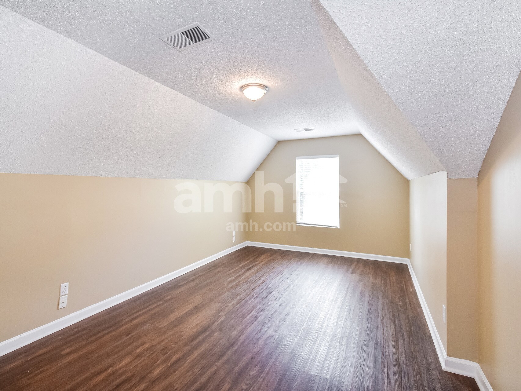 Building Photo - 4514 Huron Rd