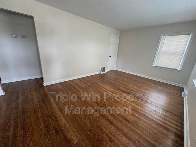 Building Photo - 3155 O Hare Dr