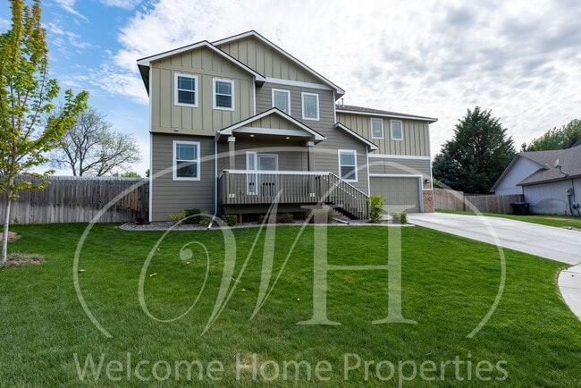 Primary Photo - Newer Large Home in Great Neighborhood wit...