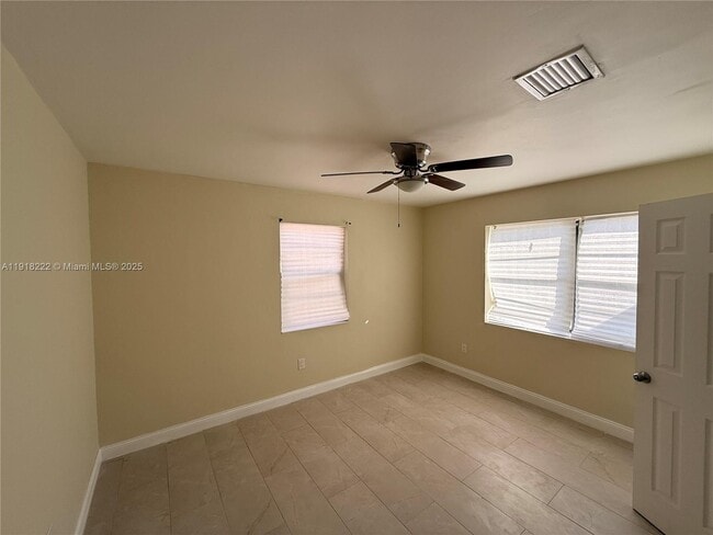 Building Photo - 2823 NW 97th St