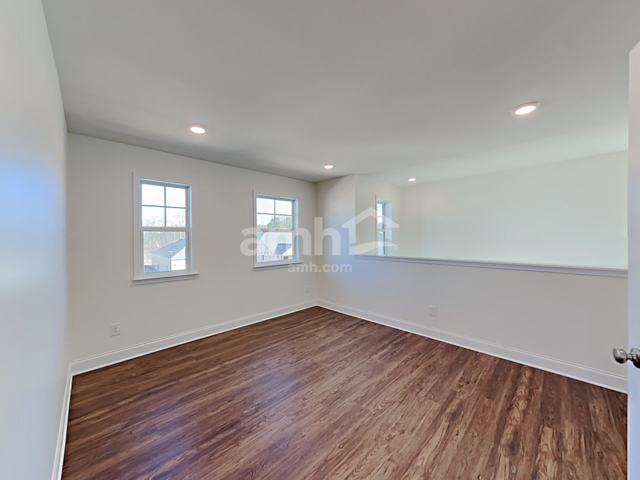 Building Photo - 7069 Creeksong Dr