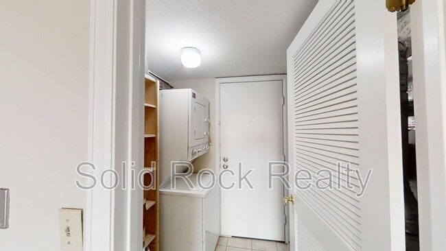 Building Photo - 2778 Hearthwood Ln