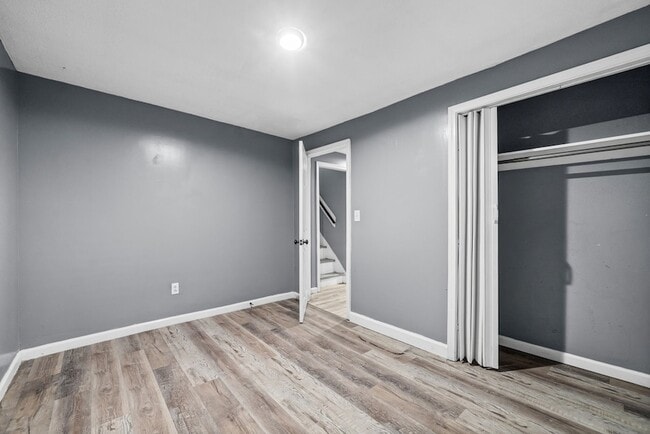 Building Photo - 715 Elder St