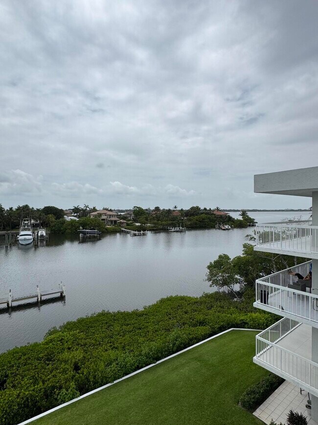 Building Photo - 3501 S Ocean Blvd
