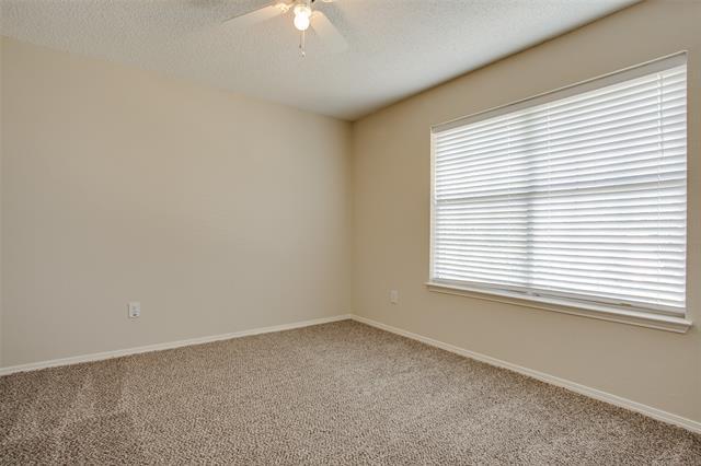 Building Photo - 1908 Walters Dr