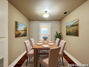 Building Photo - 1539 W Woodlawn Ave