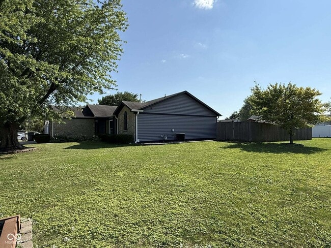 Building Photo - 8146 Parsley Ln
