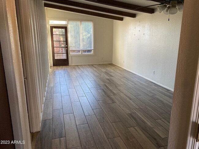 Building Photo - 4437 E Hubbell St