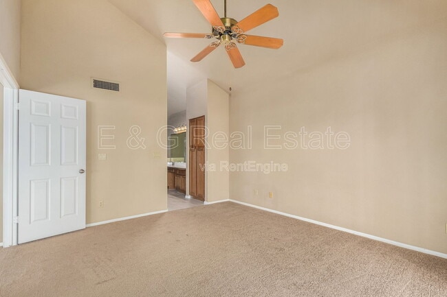 Building Photo - 10060 E San Bernardo Dr