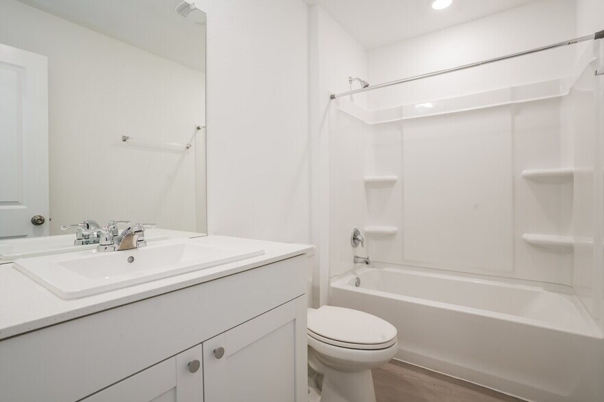 Building Photo - 400 Park Ave