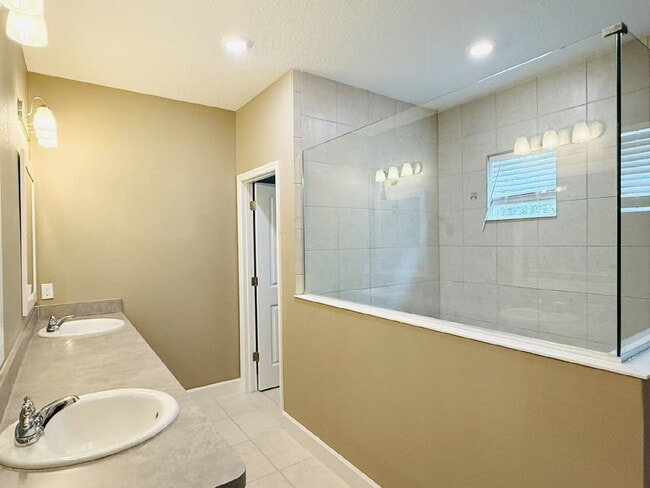 Building Photo - 936 Grand Wildmere Cove