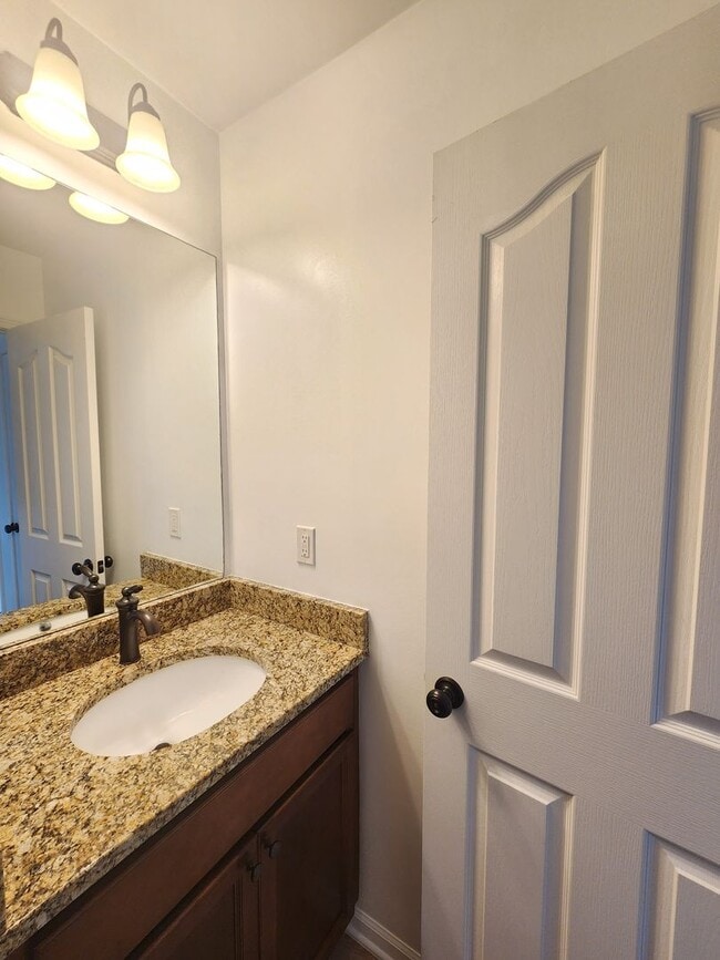 Building Photo - COMING SOON!!! Weaverville Townhouse-End U...