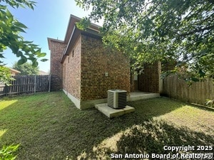 Building Photo - 602 Creekside Cir