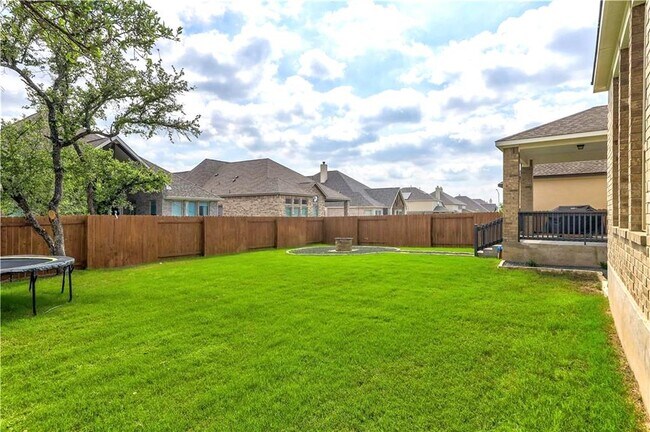Building Photo - 1408 Saddlespur Ln