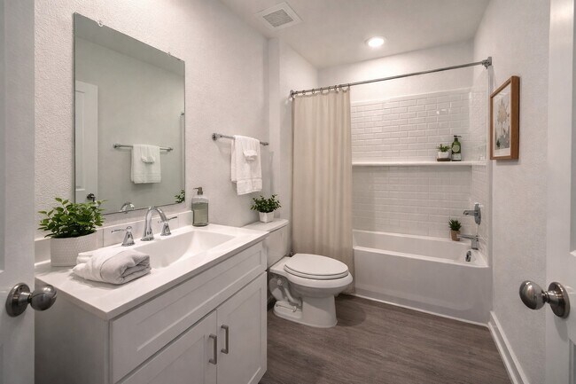 Building Photo - 622 Amber Fls Dr