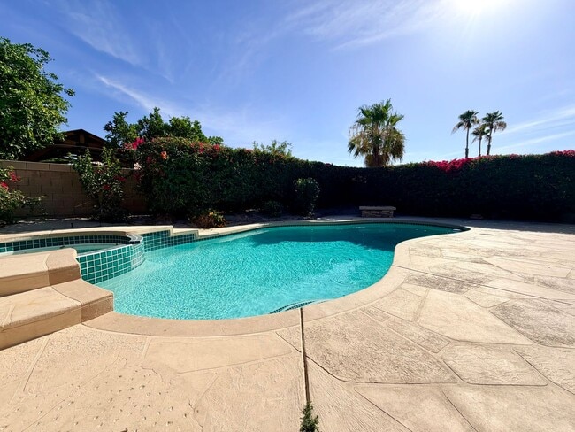 Building Photo - COMING SOON! LOVELY 3 Bedroom + Den/ 2 Bath POOL Home In N. La Quinta!
