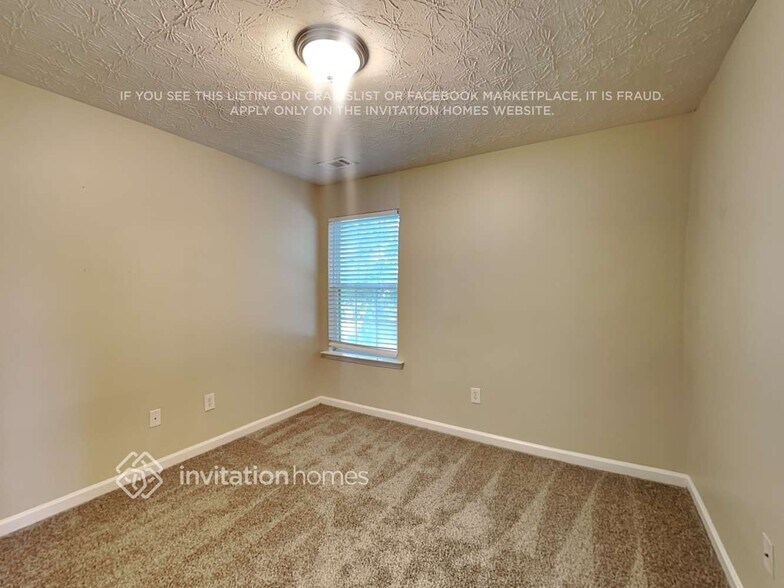 Building Photo - 4360 Grant Forest Cir