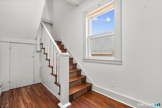 Building Photo - 26 Water St