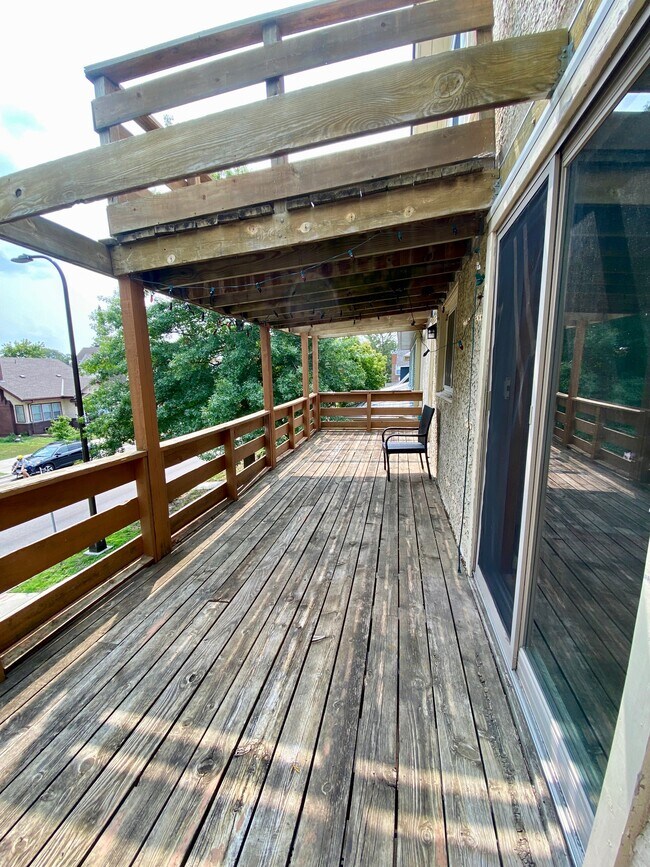 Building Photo - 3224 Hennepin Ave