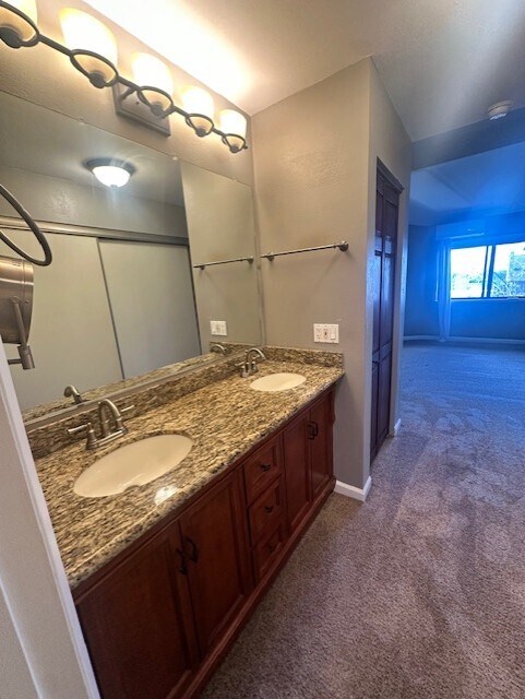 Building Photo - 603 Marylyn Cir