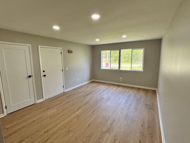 Building Photo - 12579 Spruce Ln
