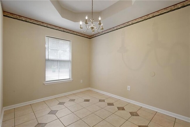 Building Photo - 370 Lenwood Dr