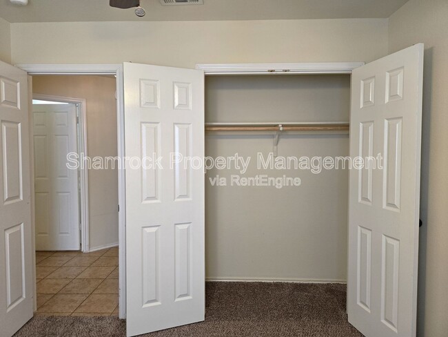 Building Photo - 6701 Tierra Dr