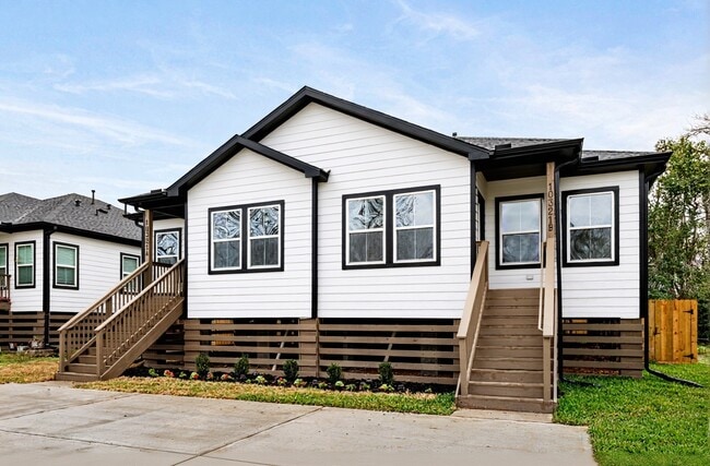 Building Photo - 5107 Groveton St