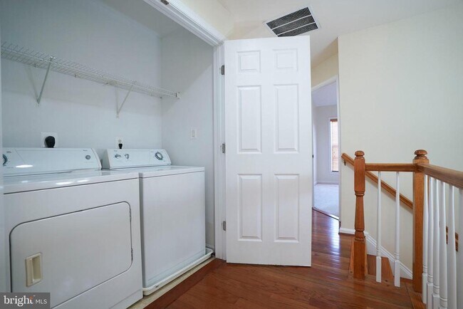 Building Photo - 5685 Faircloth Ct