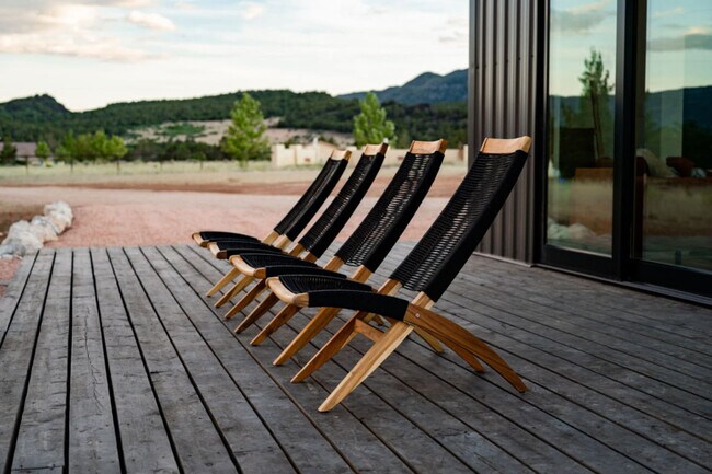 Building Photo - 2387 2500 S